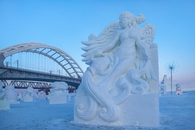 松花江上雪人谷（1月份照片）