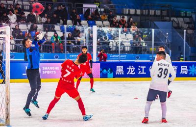 上合组织雪地足球赛开幕（3月1日）