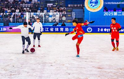 上合组织雪地足球赛开幕（3月1日）