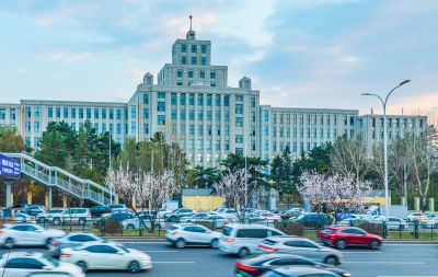 和兴路东北林业大学春日晚霞 晚高峰 （四月）