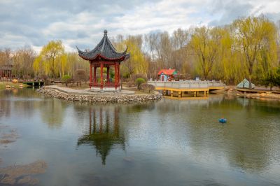 中国亭园春意