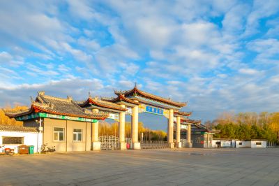 中国亭园春意 