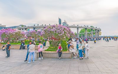 松花江斯大林公园江畔春光