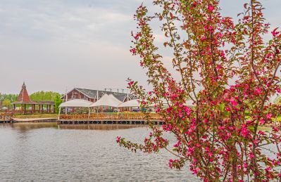 春到长岭湖 