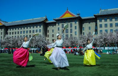 哈尔滨工程大学杏花节