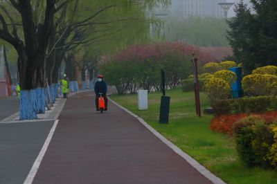 清晨雾中群力音乐公园