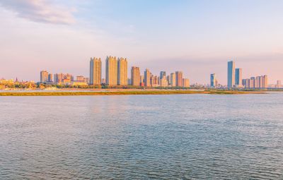 太阳岛江畔
