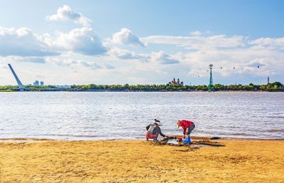 江畔初夏