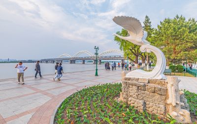 夏日松花江畔 斯大林公园