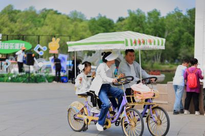 “六一”儿童节的太阳岛
