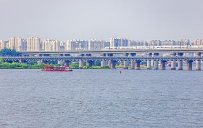 松花江江畔风光