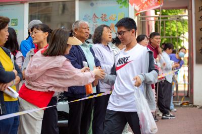 高考进行时哈尔滨市香坊区风华中学考场