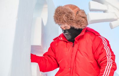 太阳岛雪博会国际雪雕比赛参赛选手 （1月8日）
