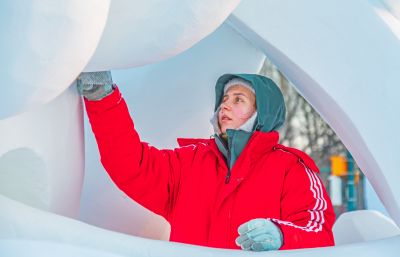 太阳岛雪博会国际雪雕比赛参赛选手 （1月8日）