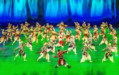 大型奇幻秀王的战车首演