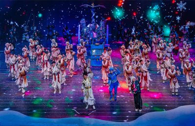 大型奇幻秀王的战车首演