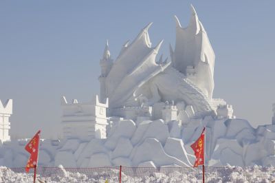 龙雪雕