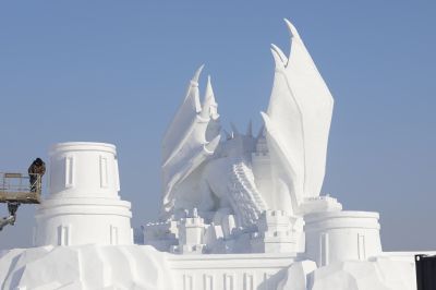 龙雪雕