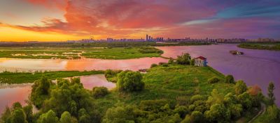 阳明滩湿地夏日风景 彩霞飘飘天光云影美景如画